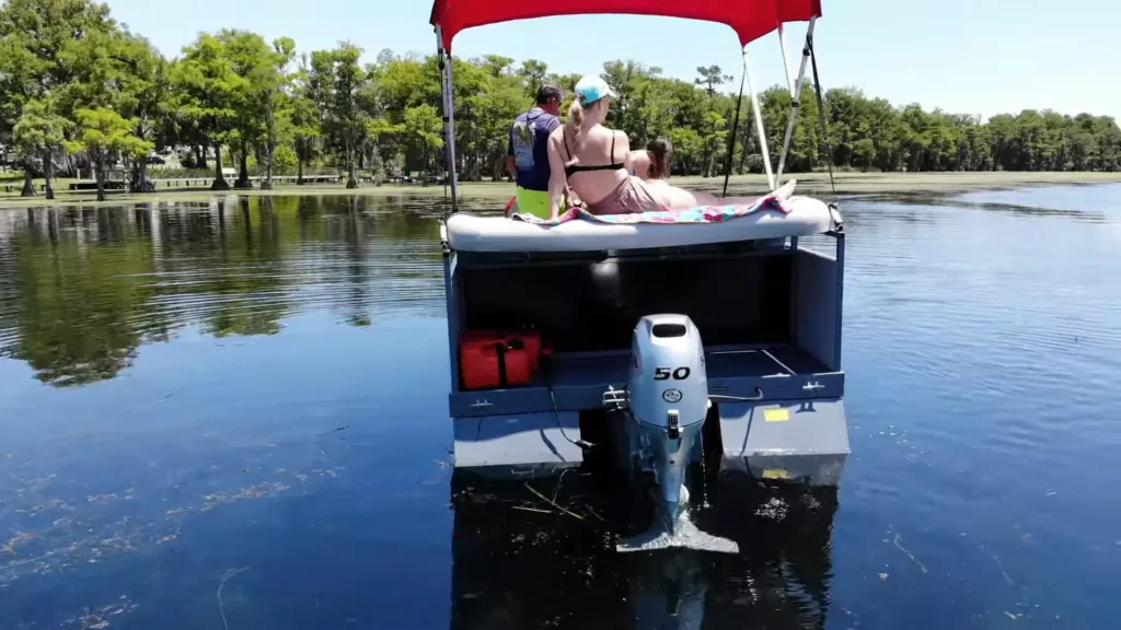 mini pontoon boat